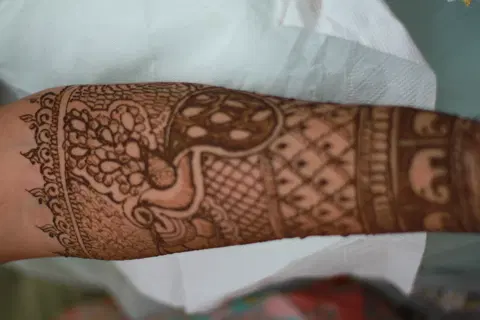 bridal full hand mehndi design