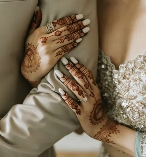 bridal indian circle arm mehndi design