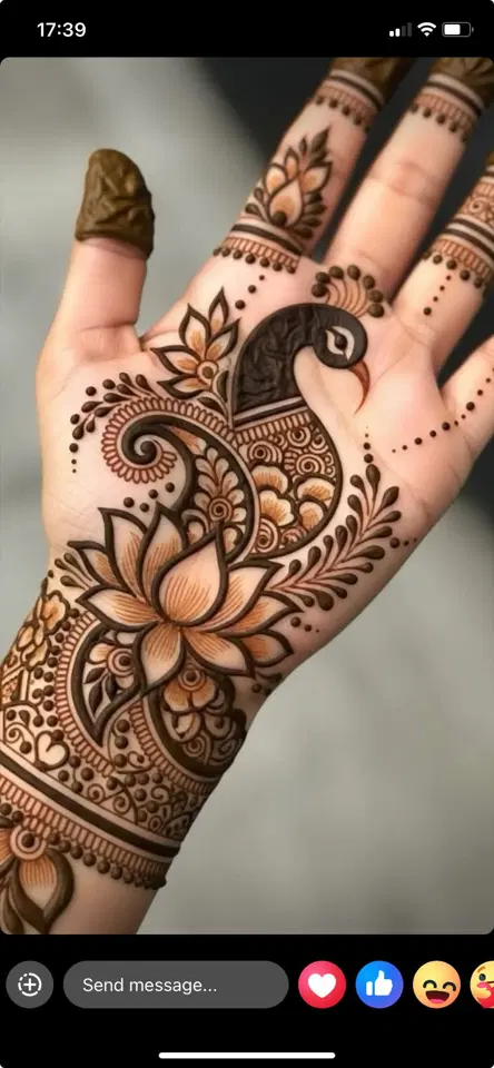 stylish deity front hand mehndi design