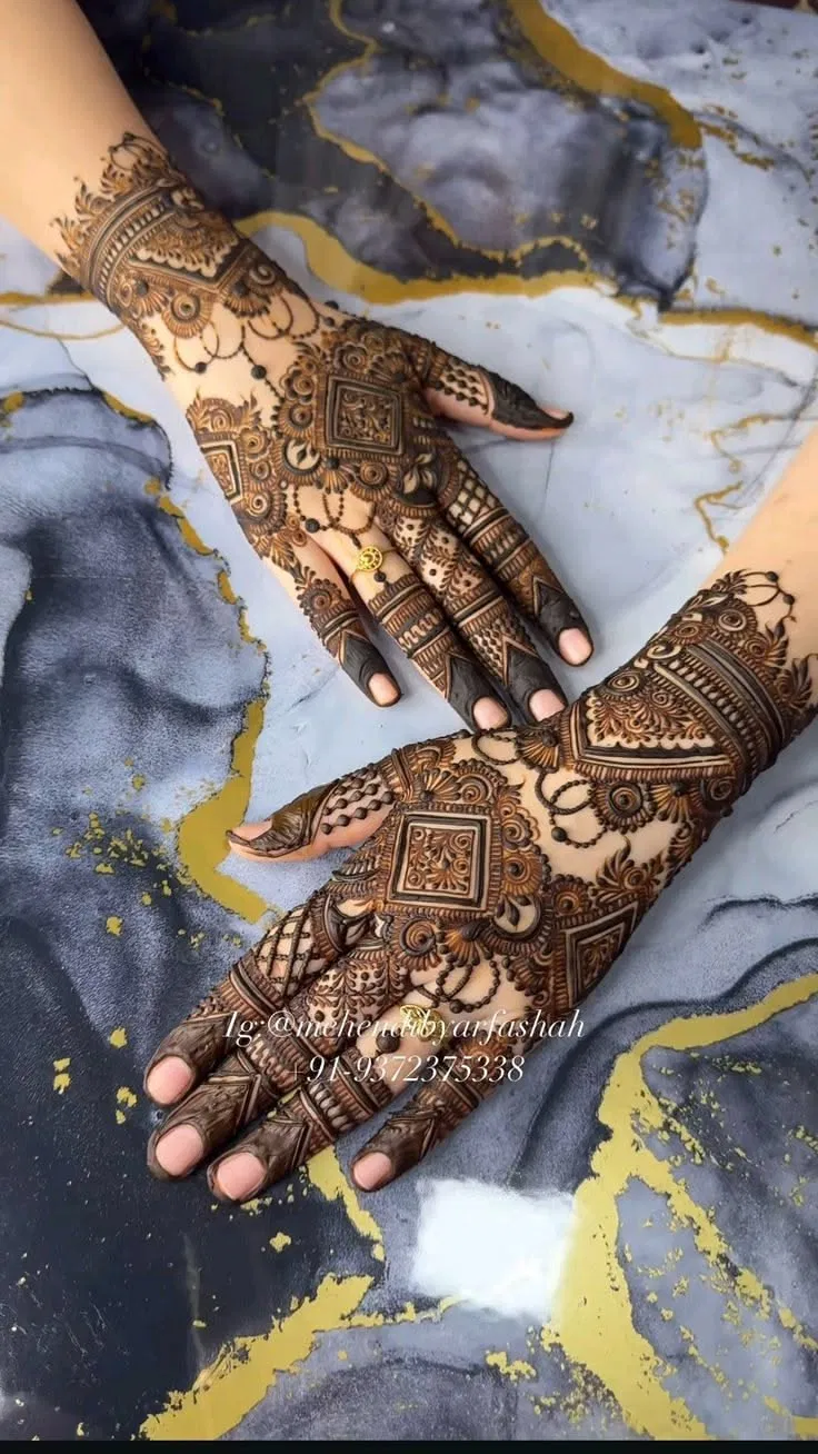 Aesthetic Dubai Back Hand Mehndi Design with Figures