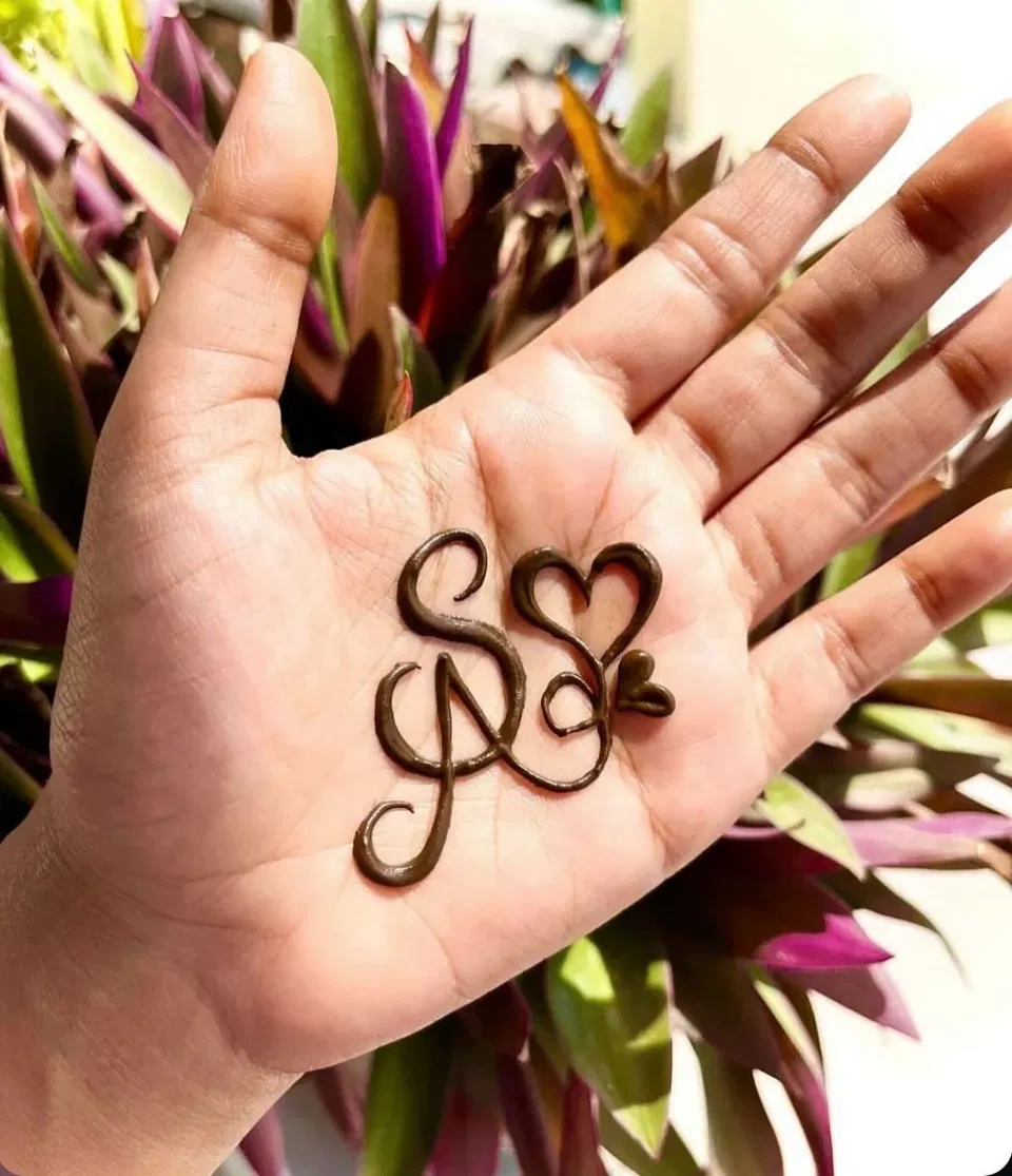 Bridal Simple Full Hand Mehndi Design with Figures and Jaal