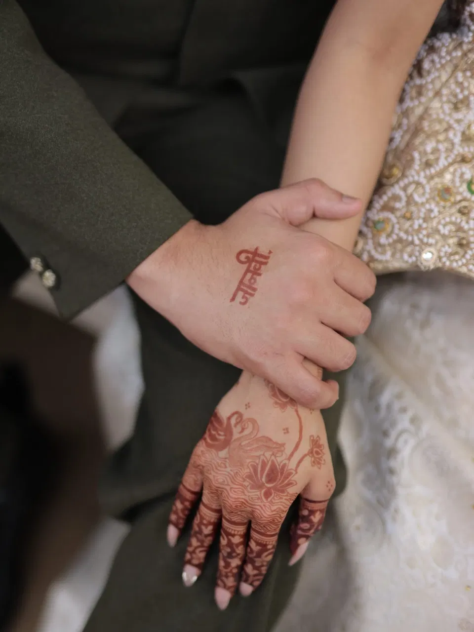 Bridal Minimal Front Hand Mehndi Design with Deity and Figures