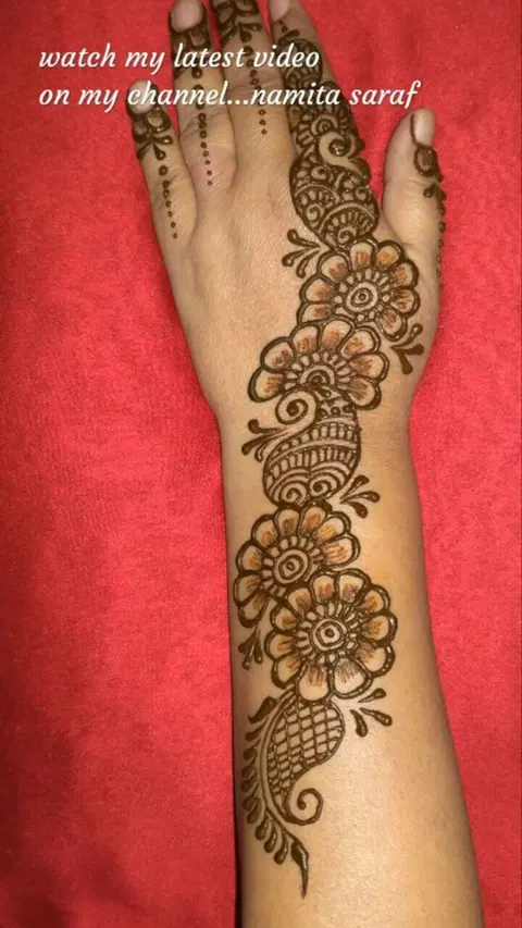 arabic simple back hand mehndi design