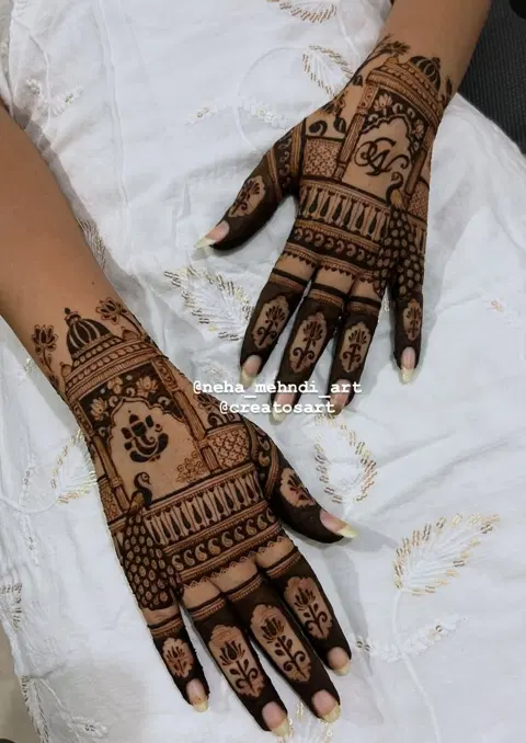 stylish jaal back hand mehndi design