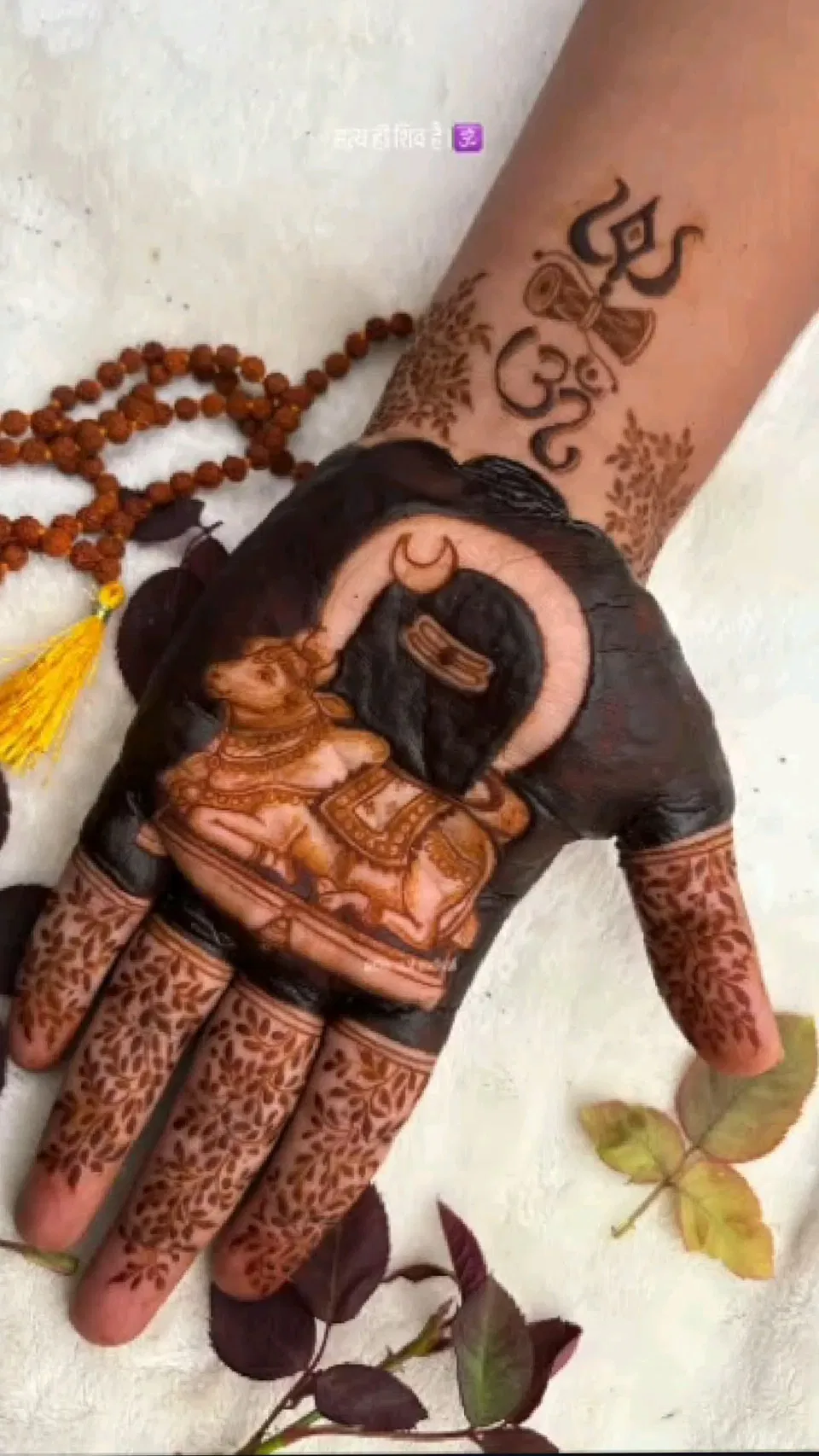 Front Hand Mehndi Design with Deity for Sawan (2)