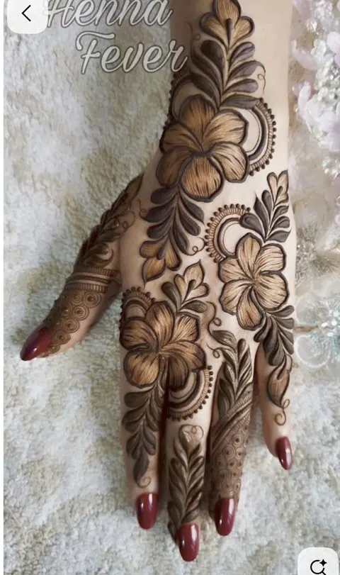 aesthetic arabic flower back hand mehndi design
