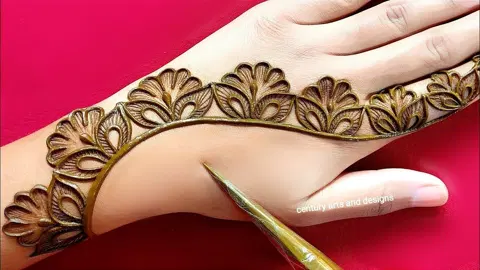 simple stylish circle back hand mehndi design