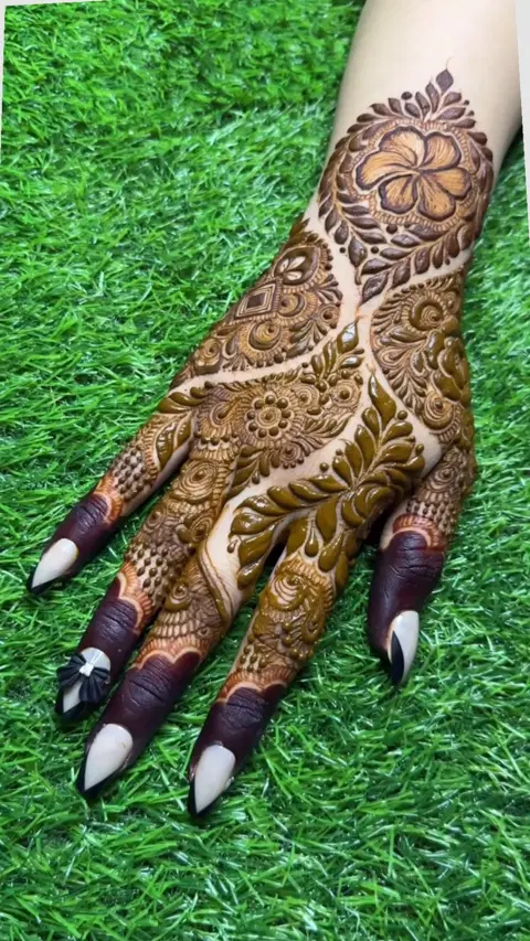 dubai simple circle finger mehndi design