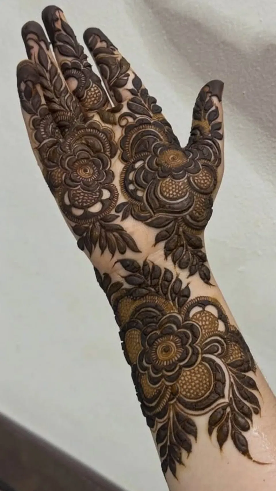 Bridal Dubai Back Hand Mehndi Design with Flowers