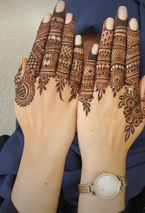 royal simple back hand mehndi design