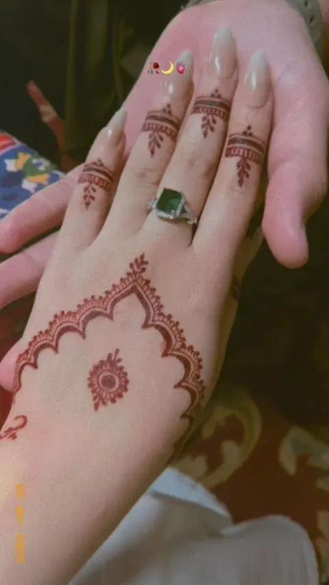 bridal simple jaal finger mehndi design