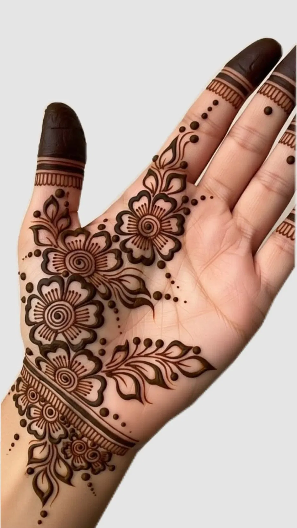 Aesthetic Arabic Front Hand Mehndi Design with Bel and Flowers for Sawan (12)