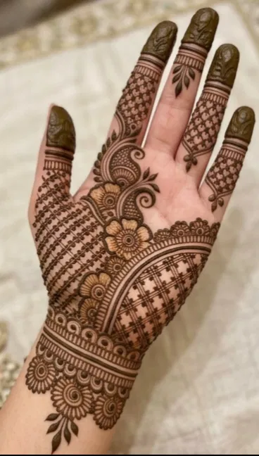 Arabic Stylish Front Hand Mehndi Design with Bel for Diwali