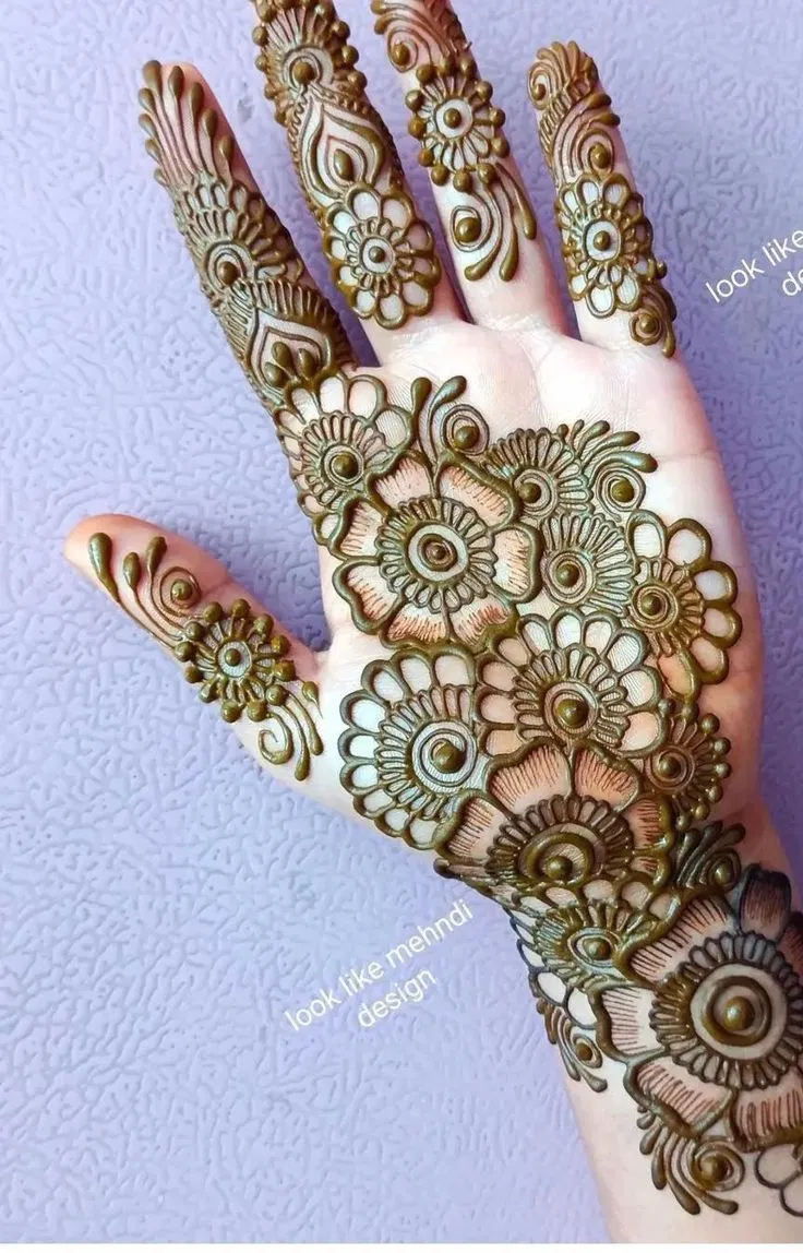 Arabic Front Hand Mehndi Design with Bel (2)