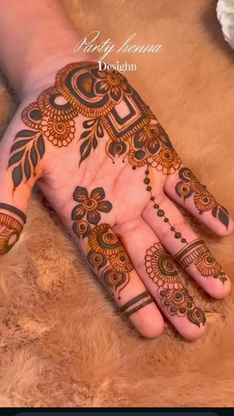 arabic simple finger mehndi design