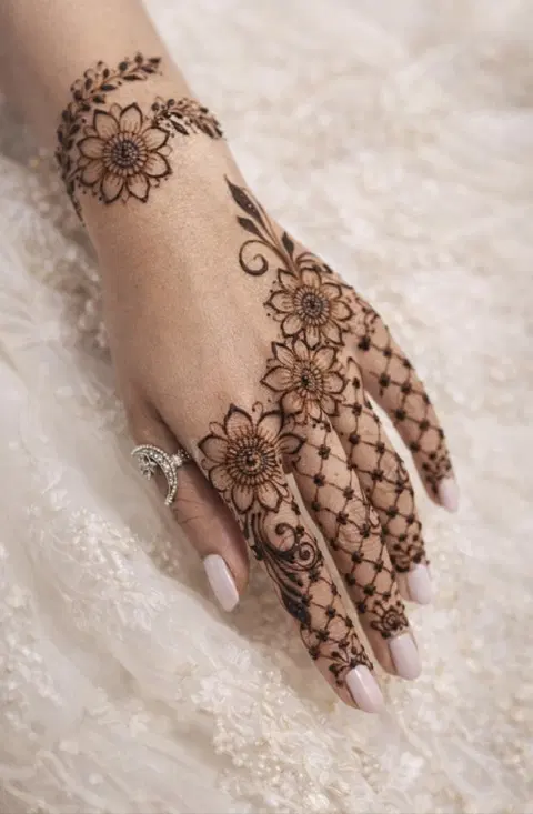 aesthetic arabic flower back hand mehndi design