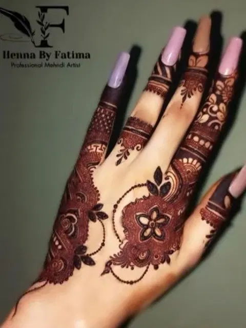 simple stylish jaal back hand mehndi design