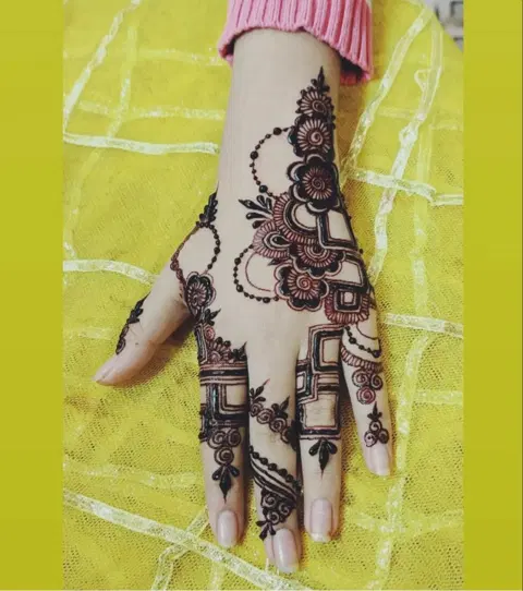 arabic bel front hand mehndi design