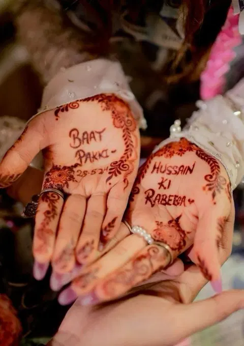 aesthetic pakistani figure finger mehndi design