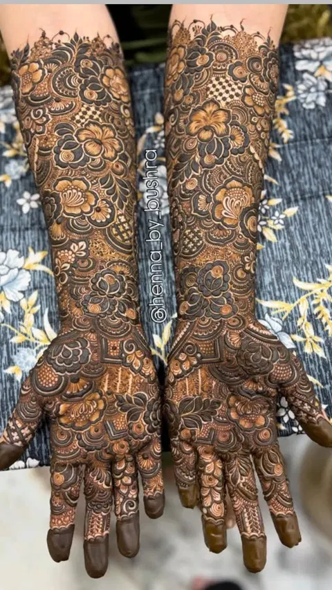 arabic bridal figure back hand mehndi design