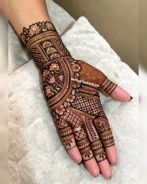 bridal stylish full hand mehndi design