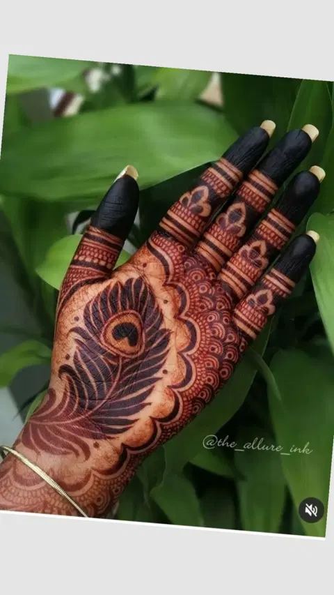 aesthetic bridal peacock back hand mehndi design