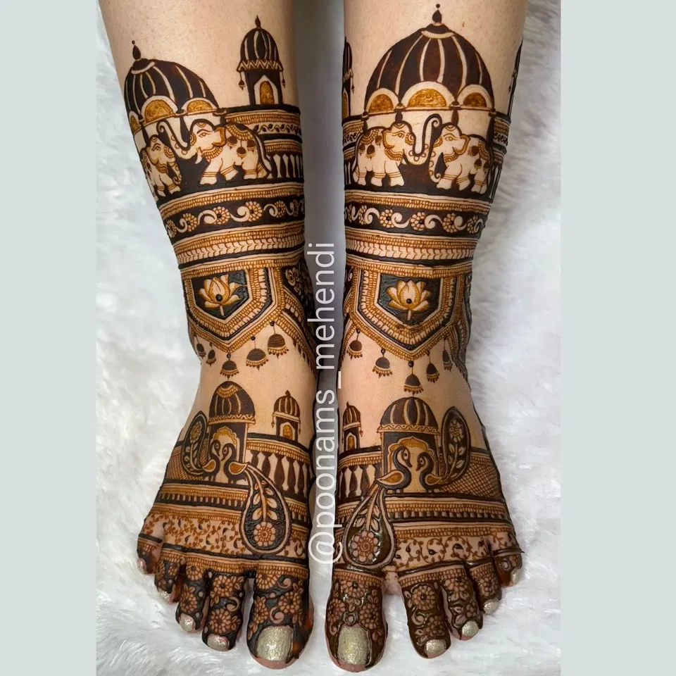 Bridal Indian Foot Mehndi Design with Figures (16)