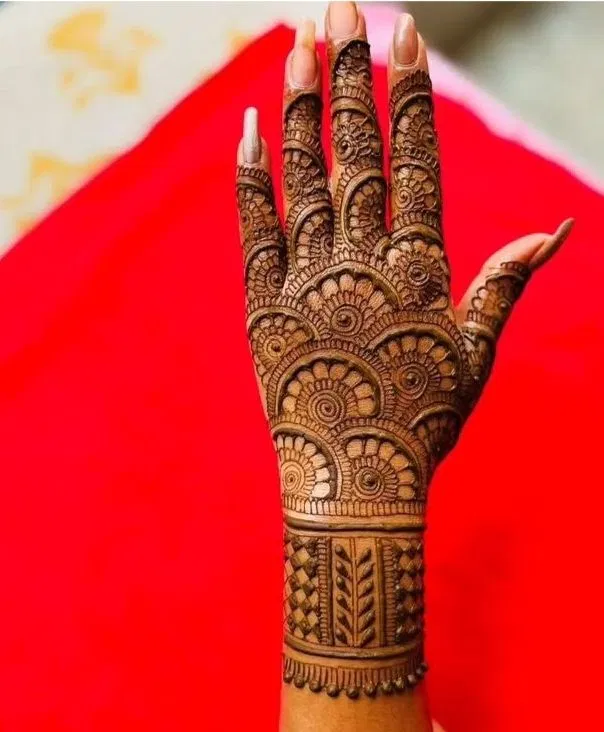 Bridal Royal Back Hand Mehndi Design