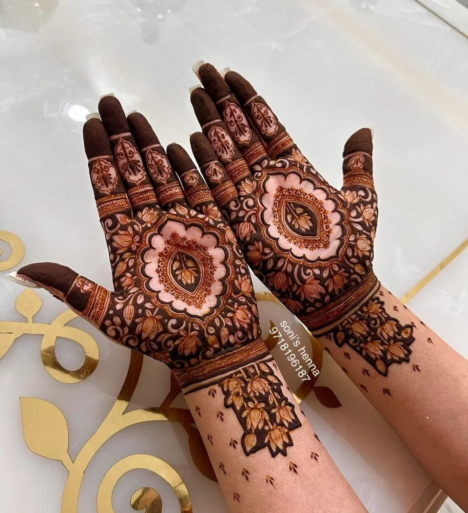 Royal Stylish Back Hand Mehndi Design with Lotus