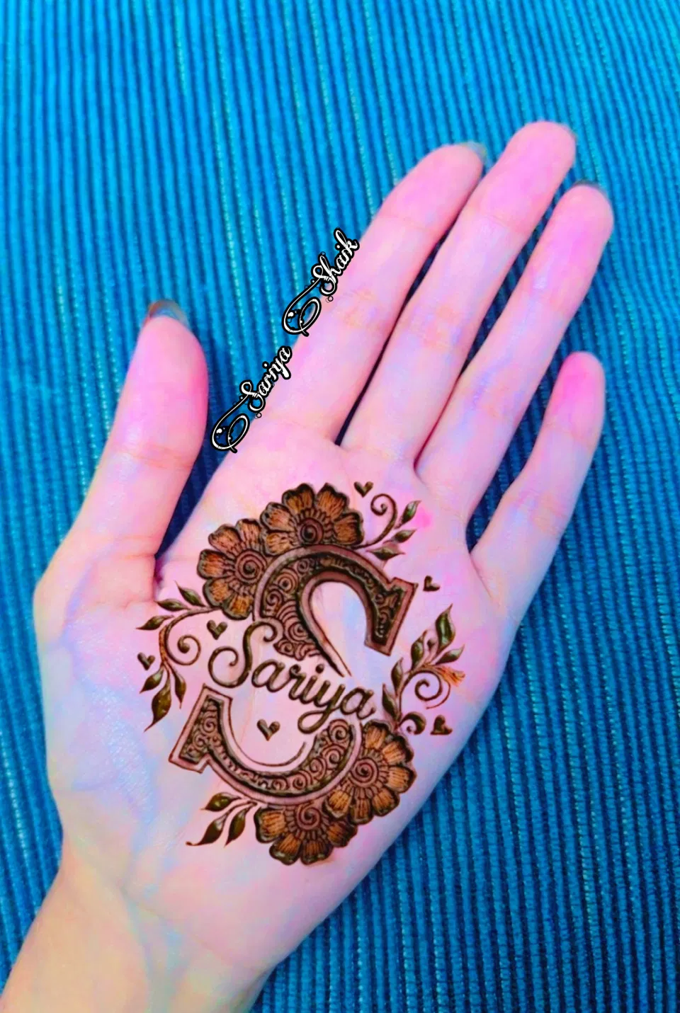 Arabic Simple Finger Mehndi Design with Hidden Name