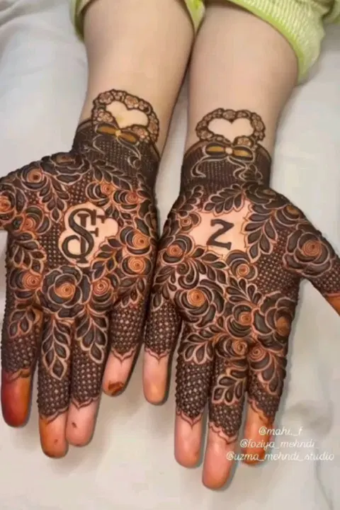stylish figure back hand mehndi design