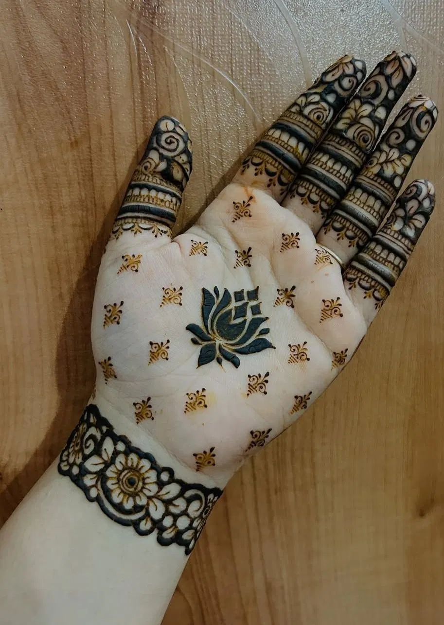 Indian Simple Front Hand Mehndi Design with Lotus