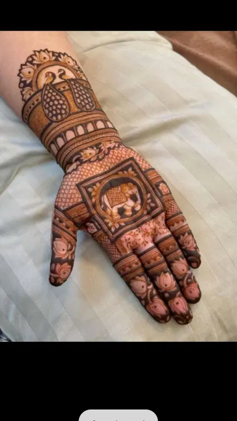 bridal royal figure front hand mehndi design