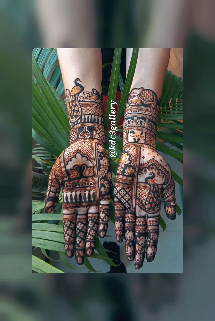 Royal Stylish Front Hand Mehndi Design with Gol Tikki and Figures