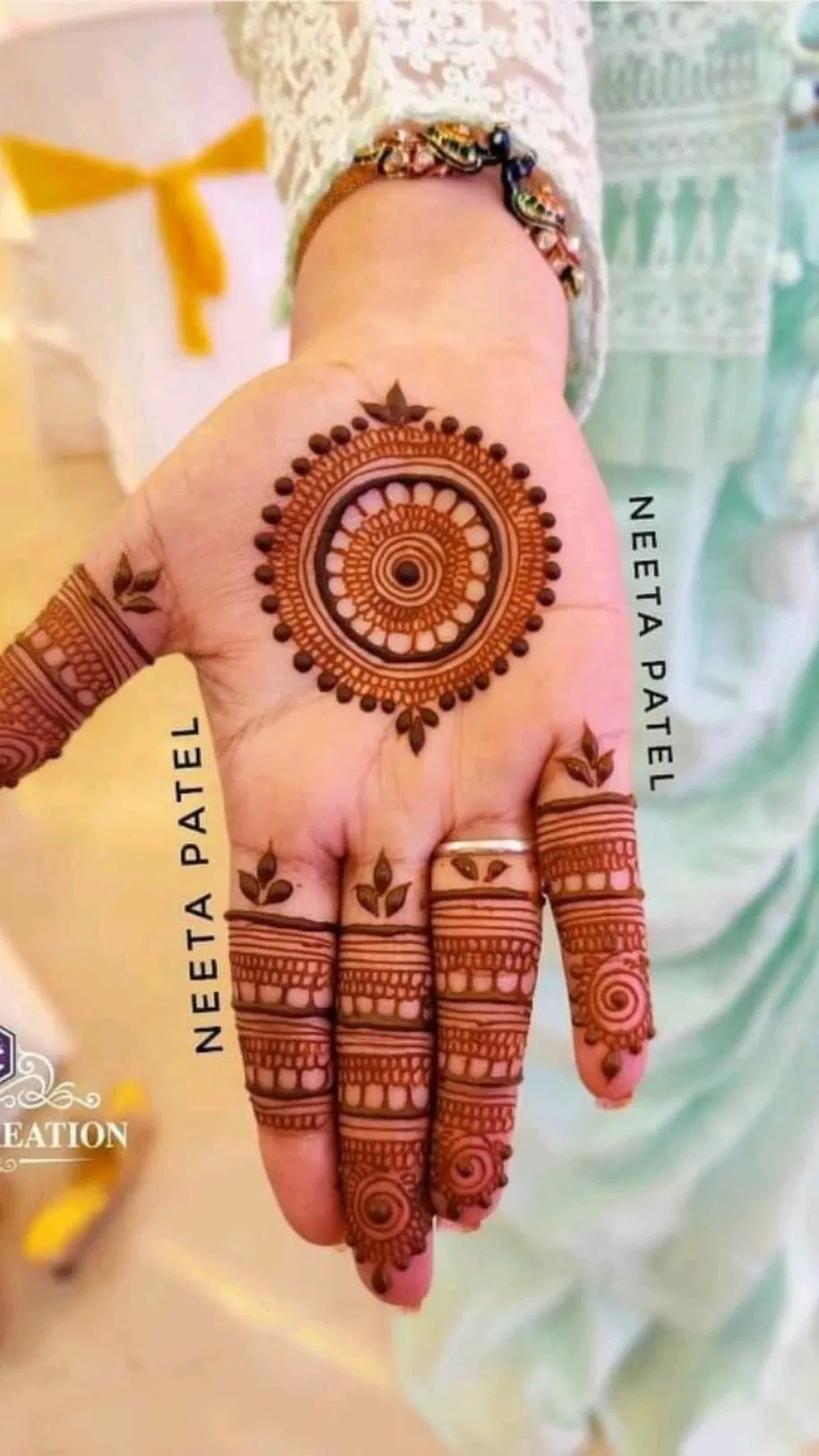 Simple Front Hand Mehndi Design with Gol Tikki for Eid