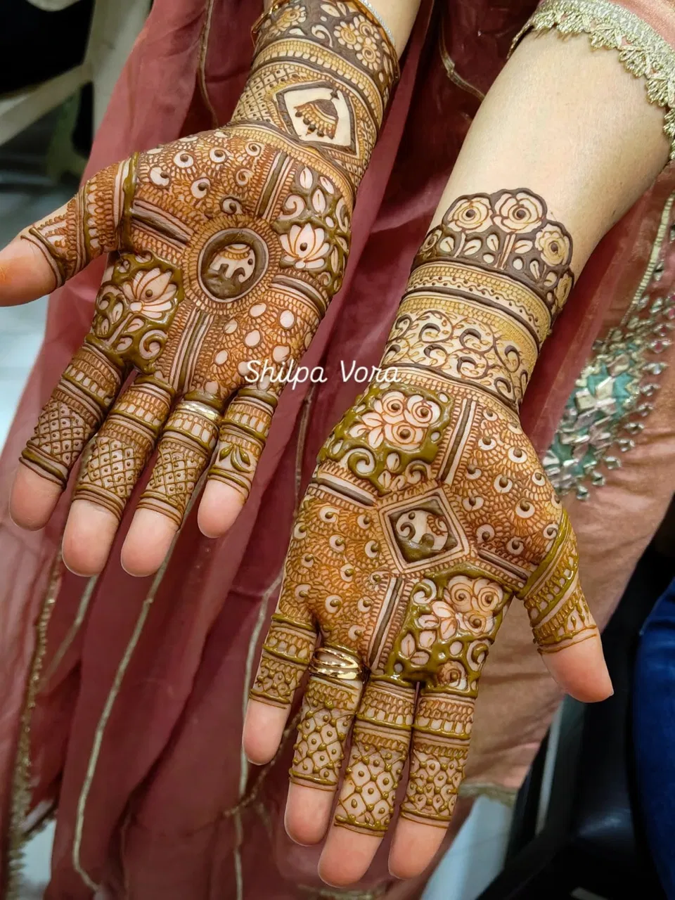 Bridal Stylish Front Hand Mehndi Design for Teej (2)