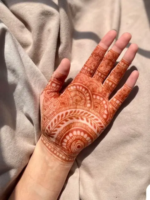 arabic indian bel front hand mehndi design