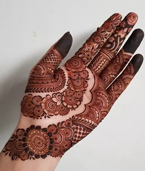 aesthetic arabic flower front hand mehndi design