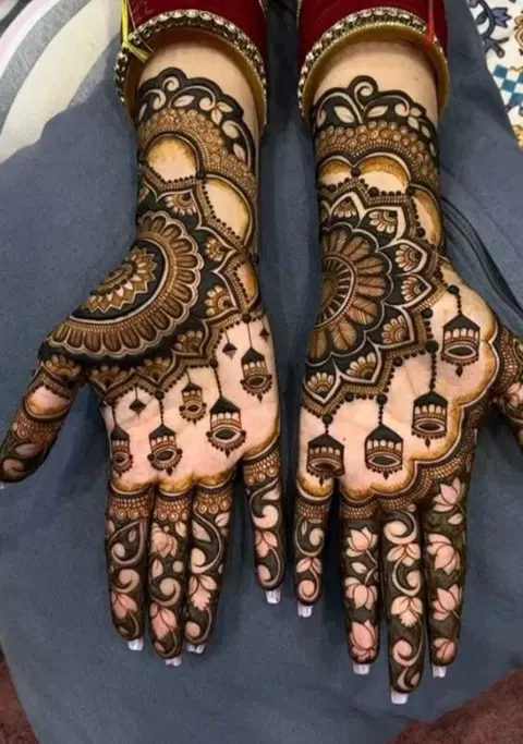 bridal indian front hand mehndi design