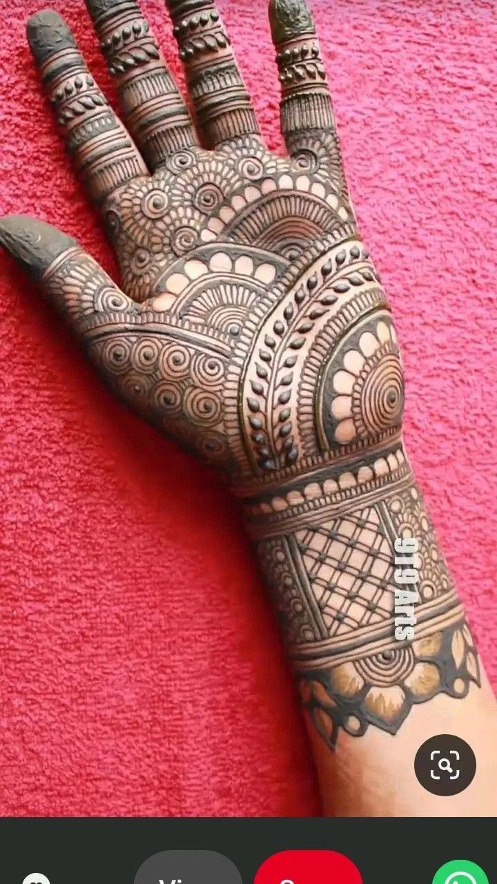 Indian Simple Front Hand Mehndi Design for Teej