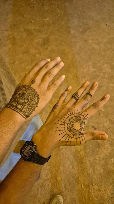 minimal simple circle back hand mehndi design