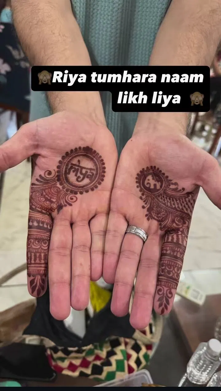Front Hand Mehndi Design with Gol Tikki and Figures