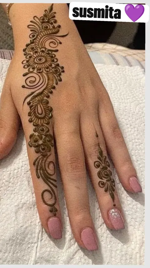 arabic simple bel back hand mehndi design