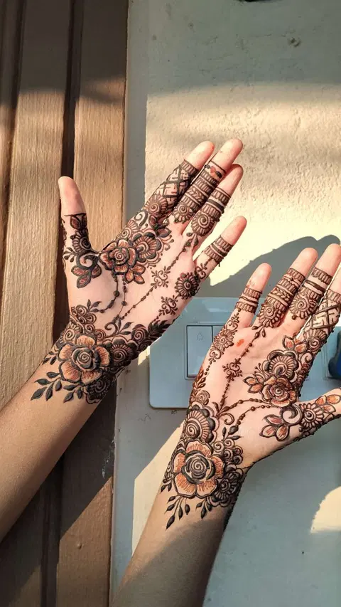 arabic simple finger mehndi design