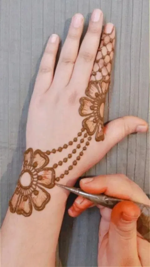 arabic simple flower back hand mehndi design