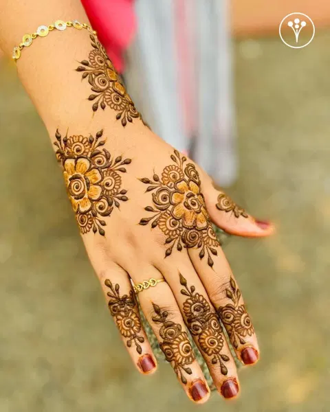 arabic simple flower back hand mehndi design