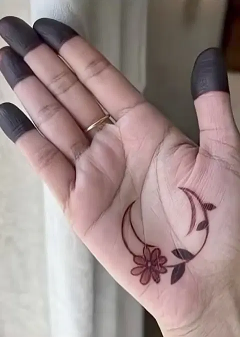 arabic simple circle finger mehndi design