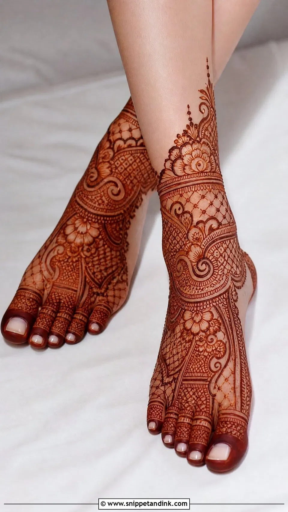Bridal Foot Mehndi Design with Figures and Flowers (2)