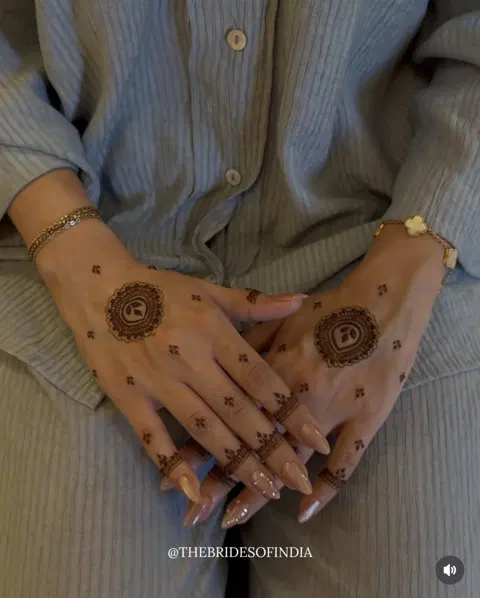 aesthetic indian back hand mehndi design
