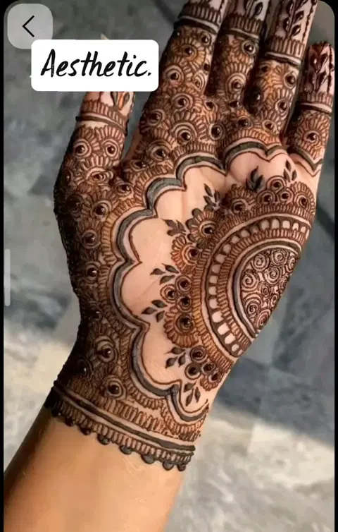 aesthetic front hand mehndi design
